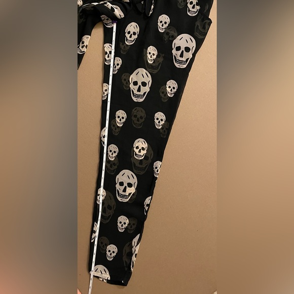 CLEARANCE! Honey Punch Sheer Skull Black Pants Size:Small( minimal flaw) - Picture 5 of 8
